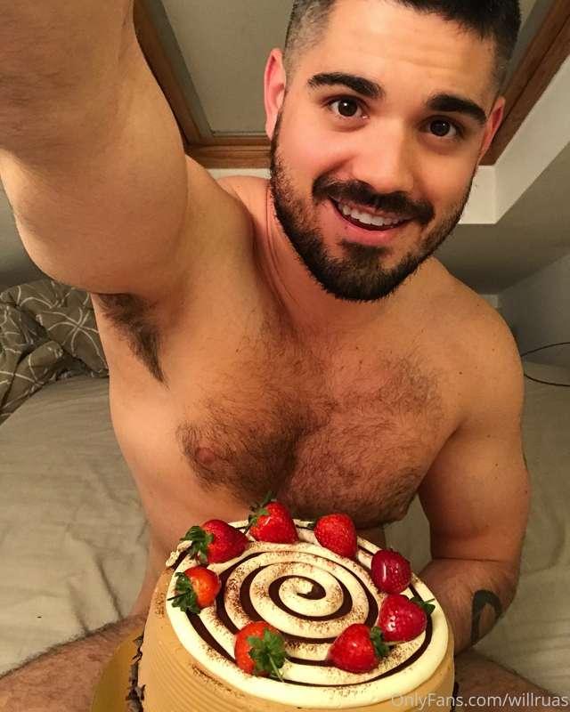 Happy birthday to me guys! Thanks for all good messages! Let..