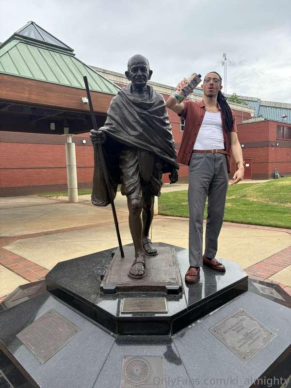 Nearly full frontal nudity coming at 12am. I got told the la..