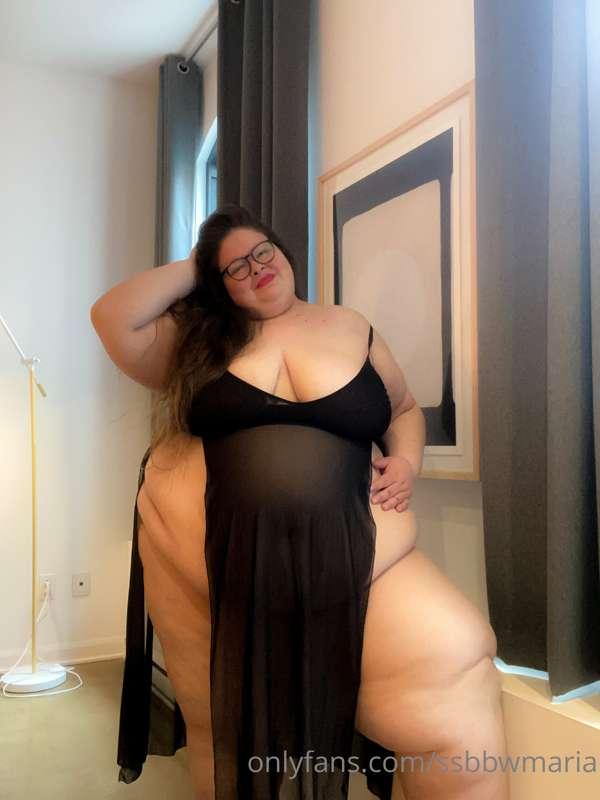 I think this trip is doing something good to my figure, what..