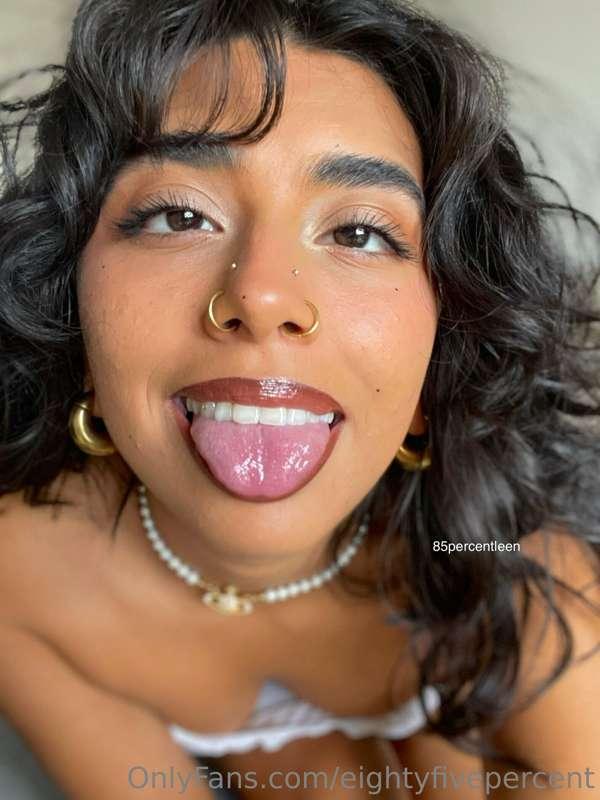 Happy labor Day babes 🥵❤️‍🔥
Uff I’m such a hairy girl I can’..