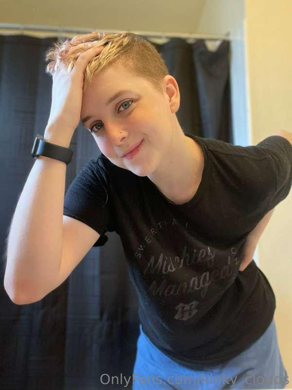 A little bit of a playful masc Monday today?