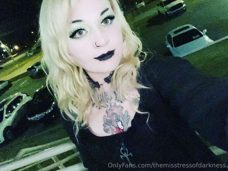🖤