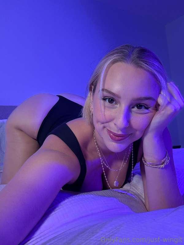 Should I tease you by pulling my top up… or take it off comp..