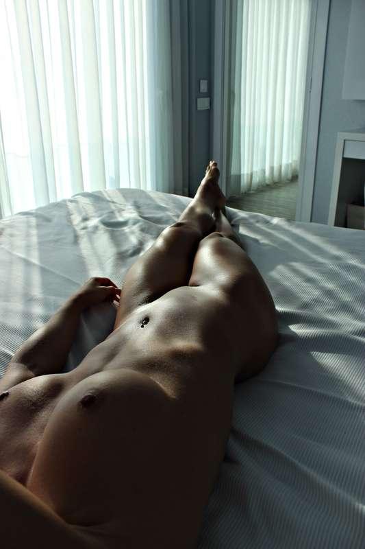 Make me happy helping me masturbate 🤭 