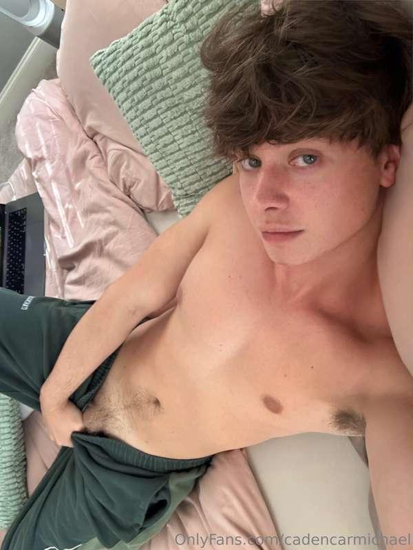 fucckkk i'm so fuckin horny right now 🥵 