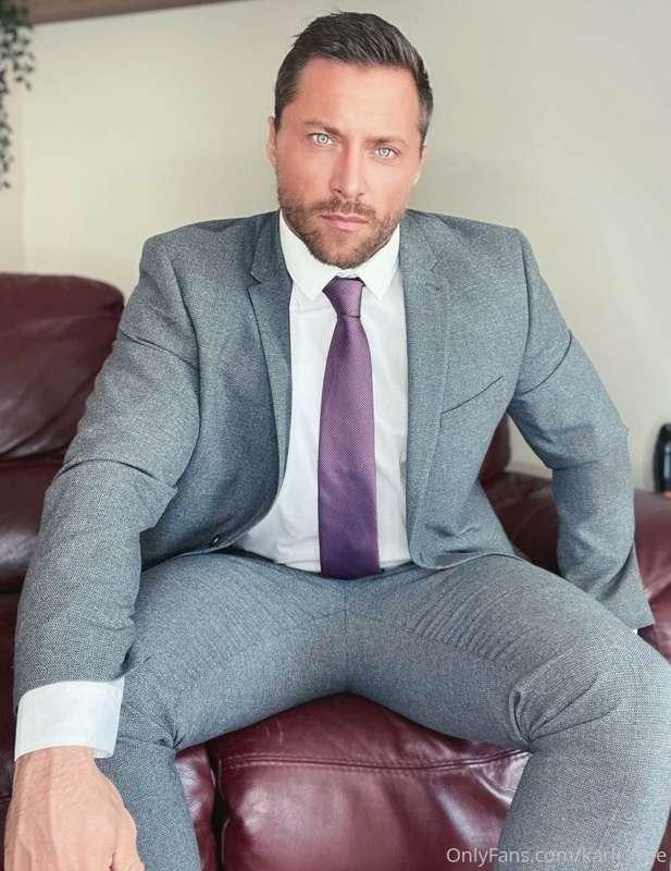 👇
@karlj_stripped