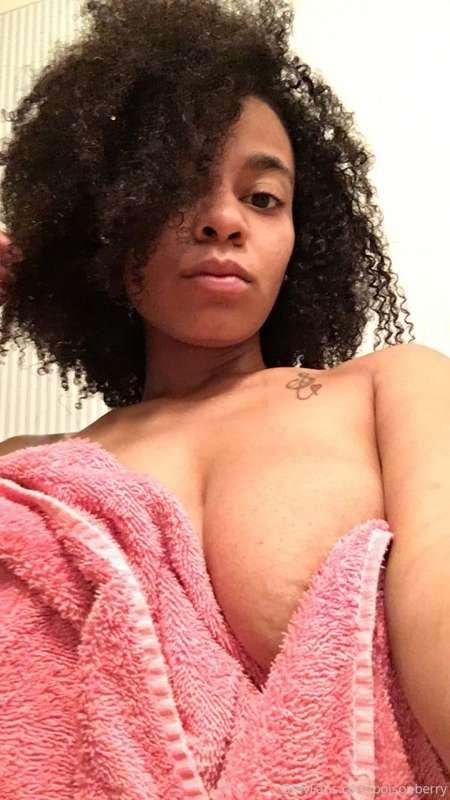 💦💧🥵🛁
Tip me for more ❤️🥰