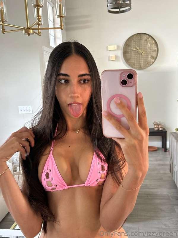 thoughts on my new pink bikini 👙?