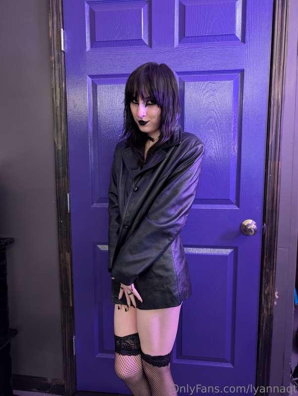 Jacket mommy pt2 🖤