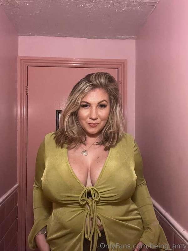 Who wants to know what happened last night…. 🤭