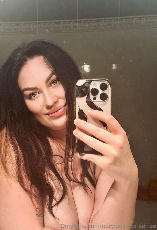 Na VIP @natylasurprisereal jsem nahrála jednu dost žhavou fo..