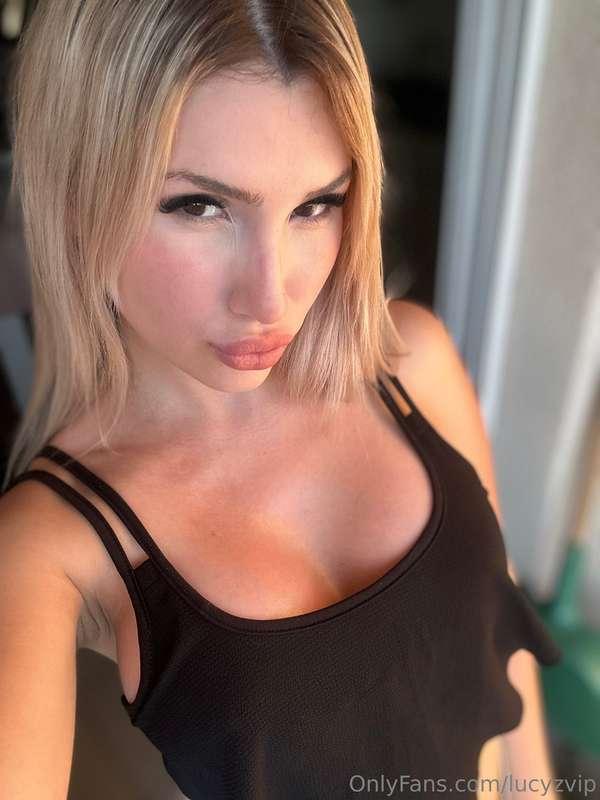 where’s the difference ?😙🍒 