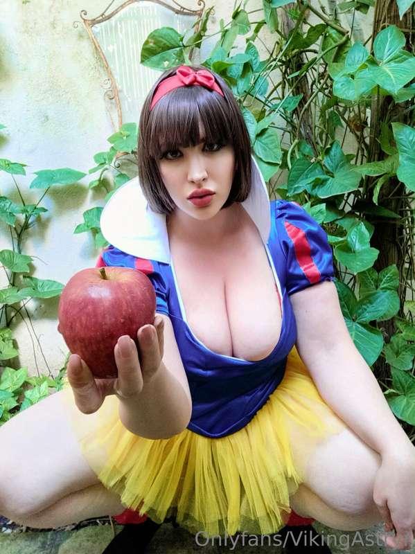 You want it? 🍎