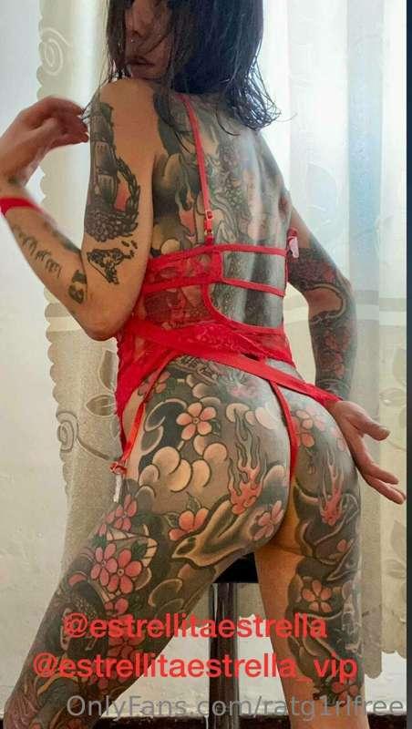 ⚡️⚡️This beautiful and hot tattooed ✨star ✨ came to make you..