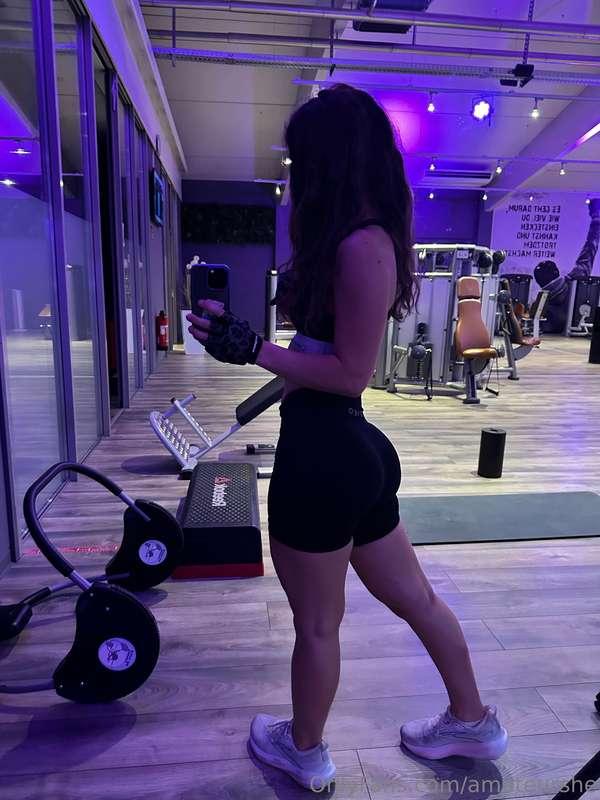 Late night session 😈