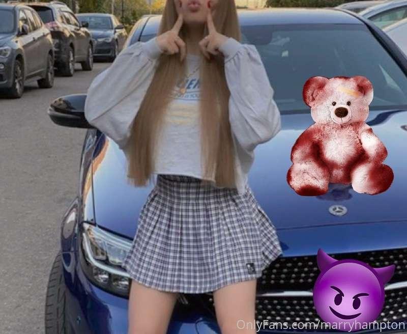 Guys how do you like my outfit for classes?)) who wants to s..