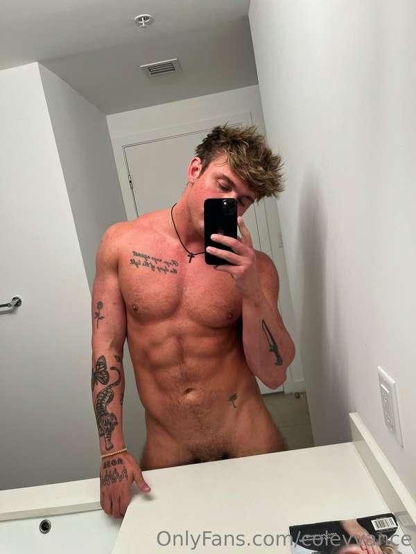 i want you 😏