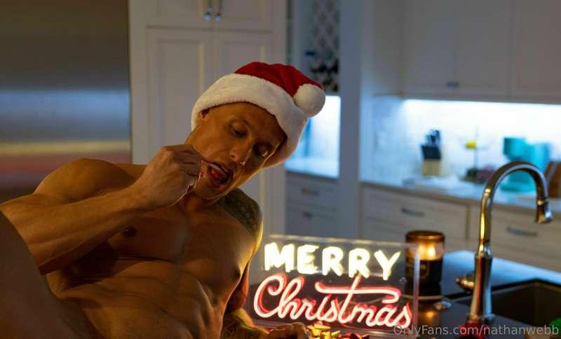I’ve got a HUGE surprise coming this XXXmas. 🎄Only the naugh..