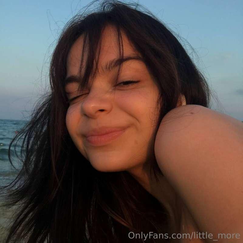 I will send you surprise if you follow this girl!💝and send m..