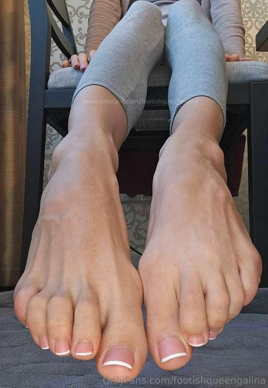 Would you suck my French tips?