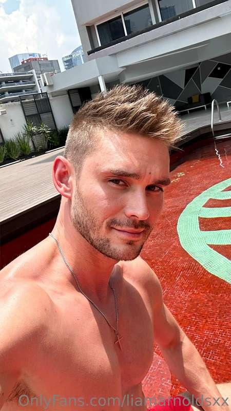 Buenos Días! ☀️ Have a great day everyone! 😜