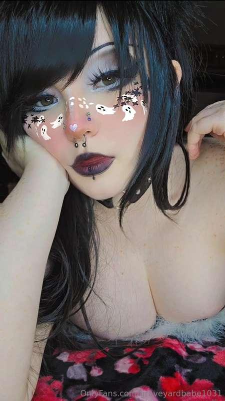 graveyardbabe1031 image #3