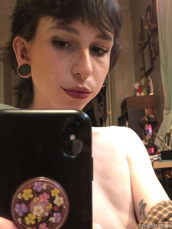 a softboi makeup look