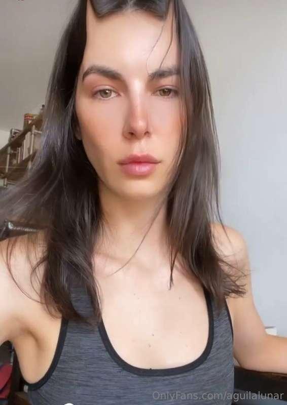Hello sweet would you like to see how I spit my feet? Or bet..