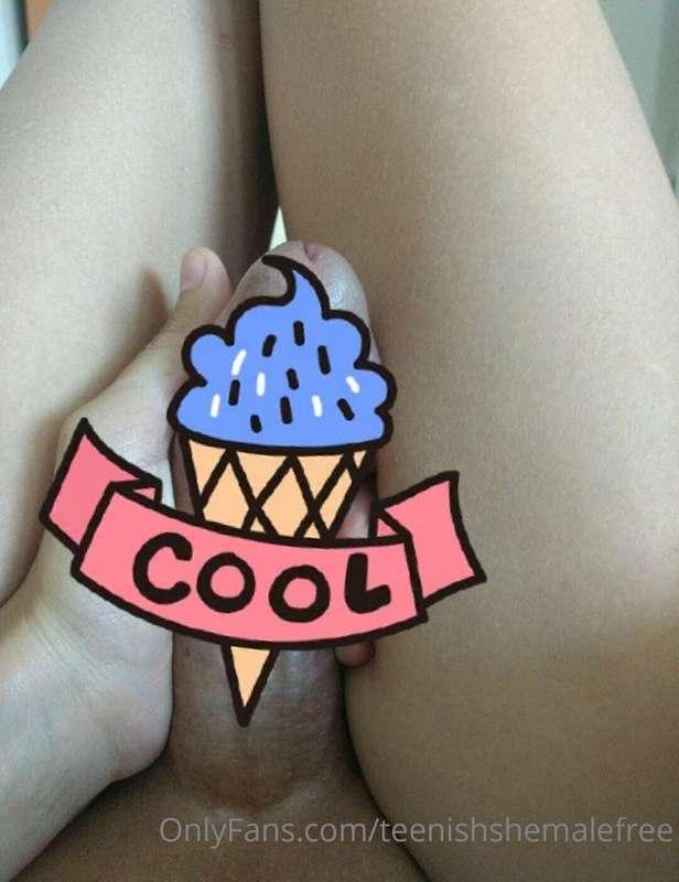 teenishshemalefree image #2