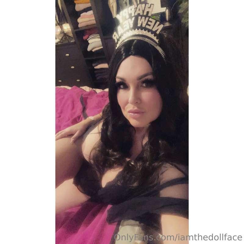 iamthedollface image #4
