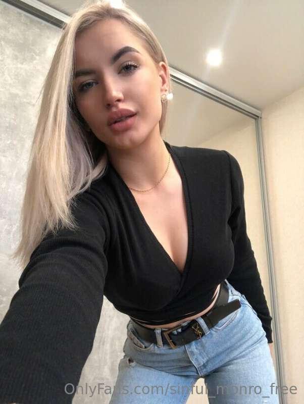 My top is too tight, how about you buying me a new one? 💖💋 F..