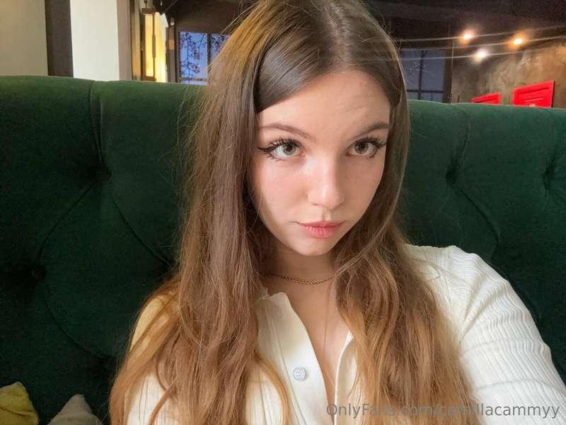 Am I better with or without makeup? 😋🥰🥰
