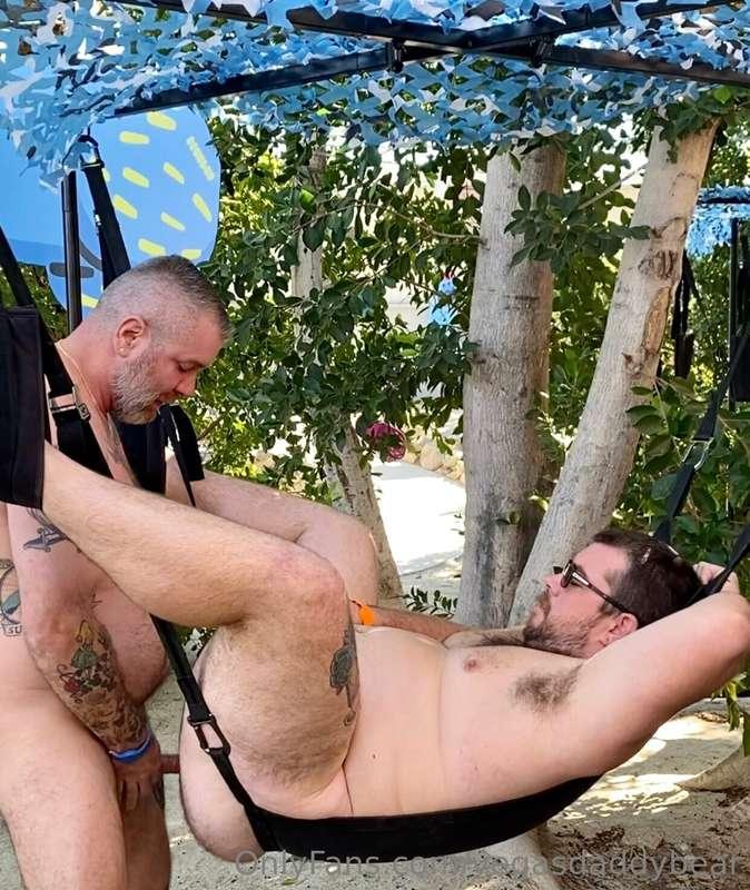 Fucking @titaniumcubbery in the slings at Pup Paradise. His ..