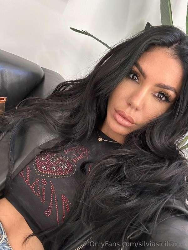 Love, I have a surprise for you in my private message, write..