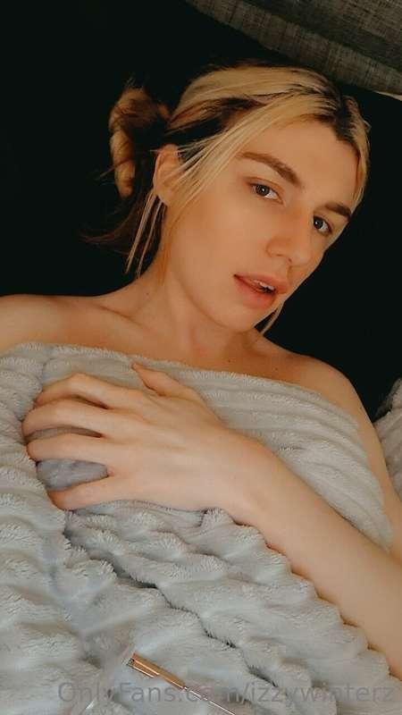 izzywinterz image #1