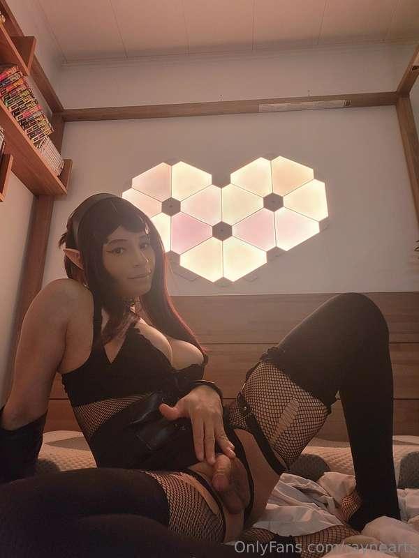 Who wants to see me jerk off right now? 🫣