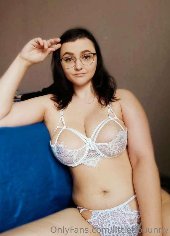 🤔Would you like to see a set of new photos🥵