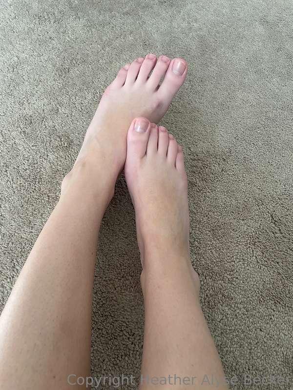 For people who like the feet 👣