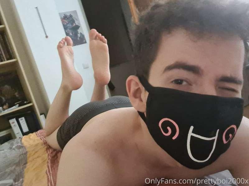 prettyboi2000x image #4