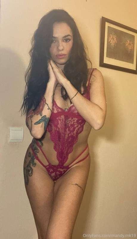 Meow!🍓  Your kitty wants to play very hot! Write me, honey!❤..