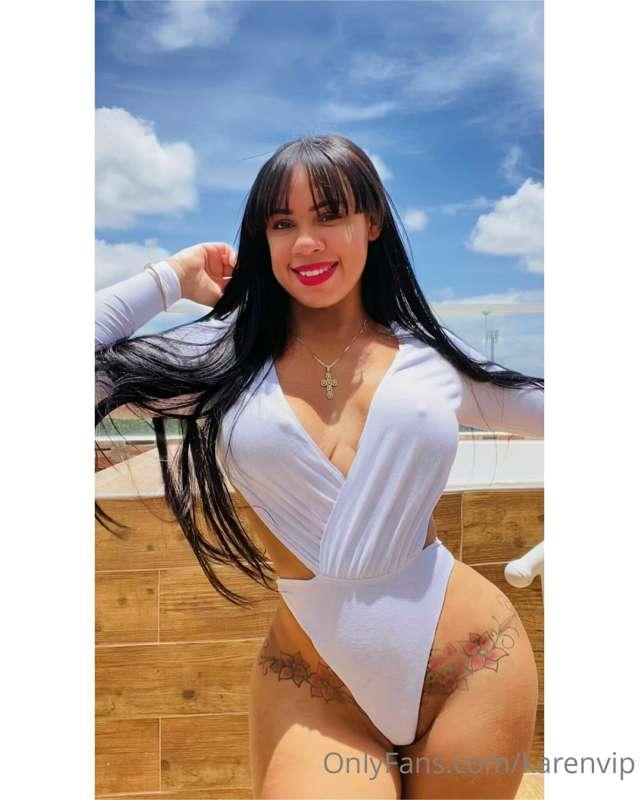 how delicious is the afternoon here in my country 🇩🇴 💦🤍 let'..