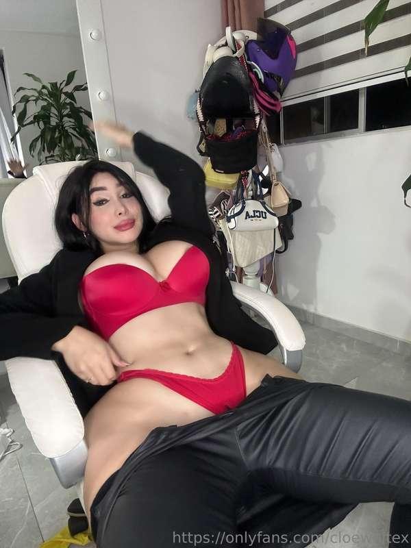 cloewhitex main image