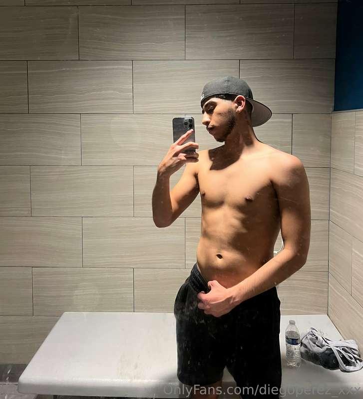 diegoperez_xxx image #0