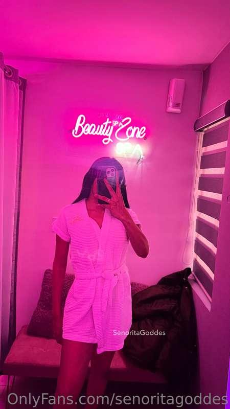 🧖‍♀️🧖‍♀️🧖‍♀️