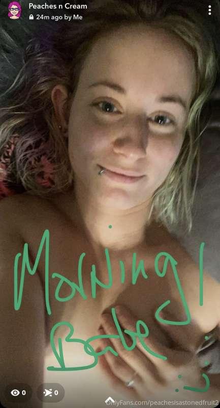 Want cute good morning snaps like this?? Sub to meee @peache..