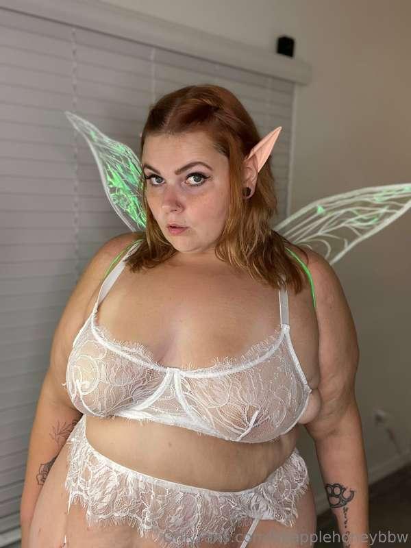 So many costumes planned this month hehe
How do you like my ..