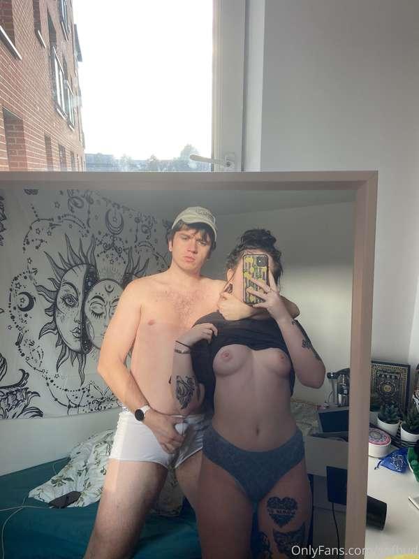 hi from me and @xxxvgnsam