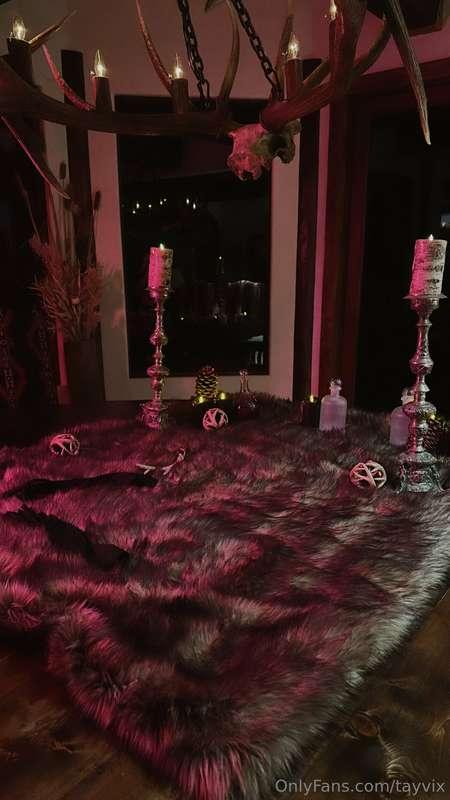 I just want you to know that the spooky sets for October are..
