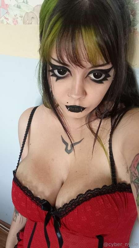 cyber_nyxie image #2