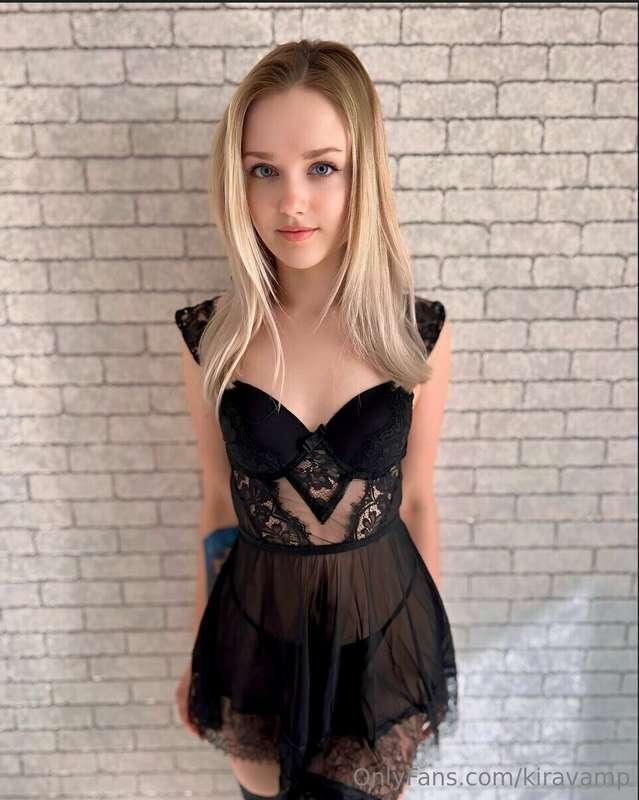 ## 🚨@sexylumi🚨 🍓🍓🍓 DIRTY PRINCESS WANTS YOU TO SCREAM OUT HE..